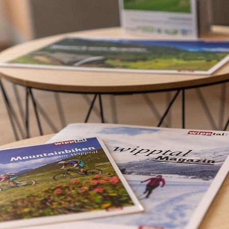 Stuwip Alps Appartements Adlerhorst Trins Dış mekan fotoğraf